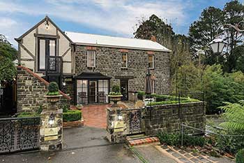 Loft in the Mill Boutique Accommodation - Olinda