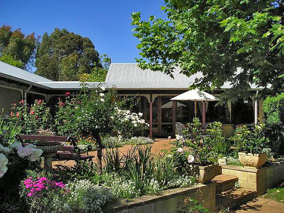 Garden Cottage Babs Bed And Breakfast Site Australia